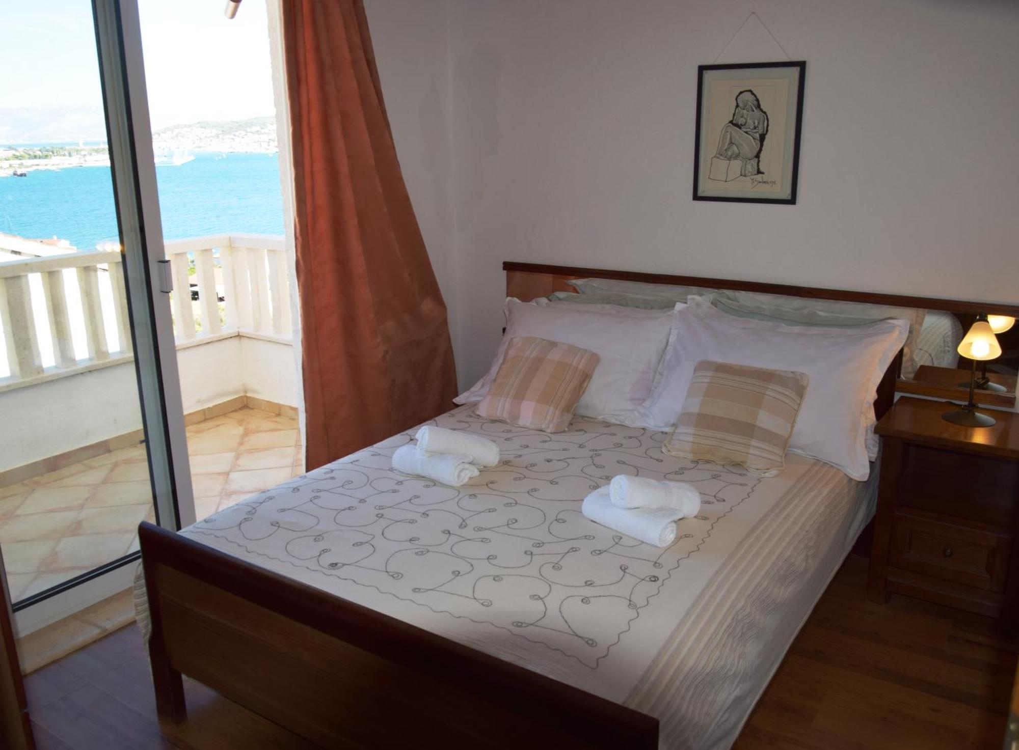 Apartment Julio Trogir Quarto foto